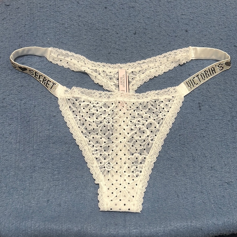 New Victoria’s Secret lace shine thong XL